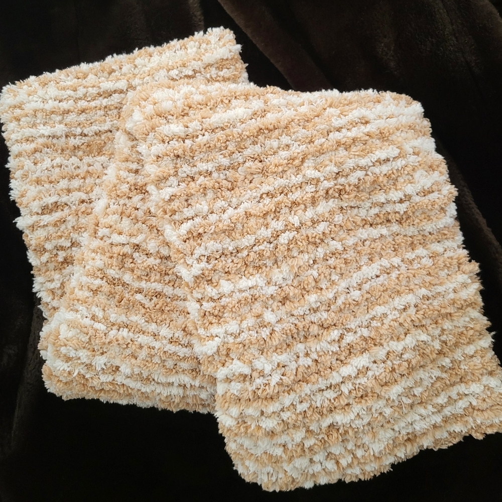 Hand Crafted oversized unisex striped tan cream chunky knit scarf 86 in × 11 in - Picture 7 of 9